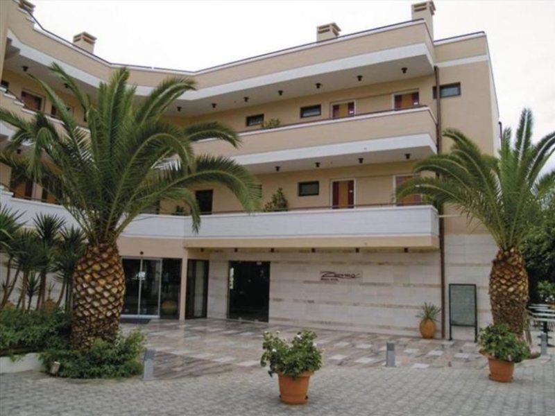 Alai Crete, A Tribute Portfolio Resort Stalida Exterior photo